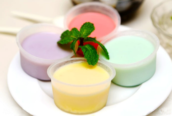 Pudding trứng đa dạng màu sắc
