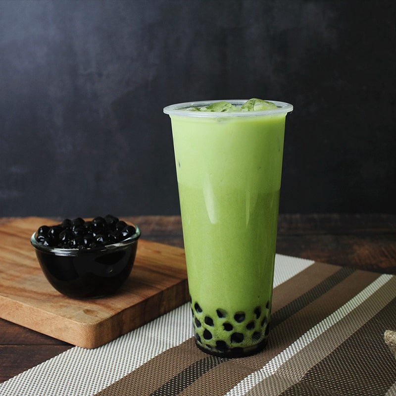 Bạn hoàn toàn có thể pha chế một ly trà sữa Thái bằng bột trà xanh