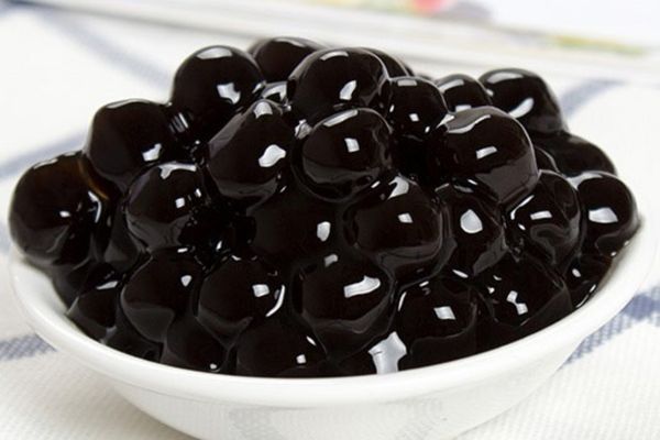 Tran-chau-den-Top-3-Loai-Topping-tra-sua.