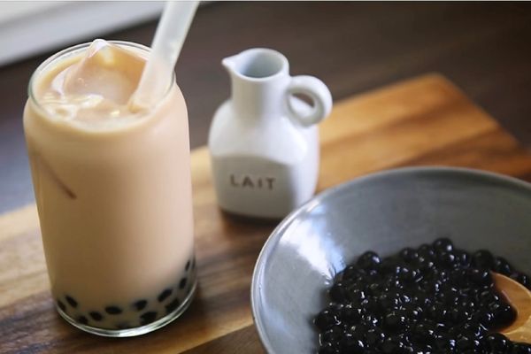 Cac-buoc-thuc-hien-cach-pha-tra-sua-khong-can-tra