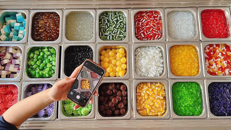 Bùng nổ vị giác với lẩu trà sữa full topping tự làm